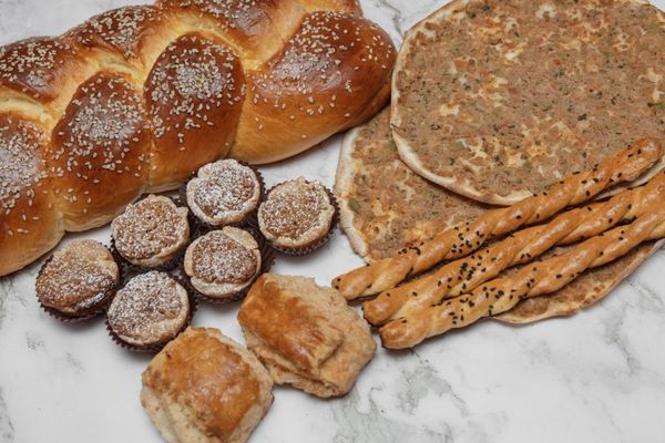 Pâtisserie Armenia - Lahmajoun Montreal by null