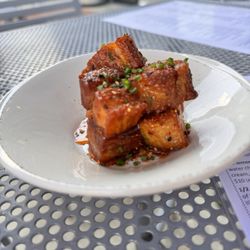 Brewer's Tap & Table - Crispy pork was yummy melt in your mouth