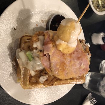 Maple Leaf Diner - Steak Waffle - American Near Me - Dallas, Texas Maple Leaf Diner - Steak Waffle - American Near Me - Dallas, Texas