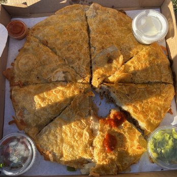 Birrieria Tijuana - Pizza birria - Mexican Near Me - Everett, Washington Birrieria Tijuana - Pizza birria - Mexican Near Me - Everett, Washington