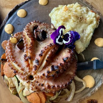 Xecora - Los Angeles - Pulpo - Mexican Near Me - Los Angeles, California Xecora - Los Angeles - Pulpo - Mexican Near Me - Los Angeles, California