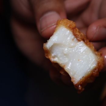 Boston Sail Loft - Look at how juicy that scallop is - Bars Near Me - Boston, Massachusetts