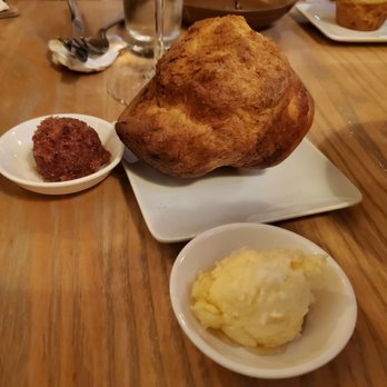 Community Table - Complimentary pop-overs with bacon jam and honey butter - Comfort Food Near Me - Mt Pleasant, South Carolina