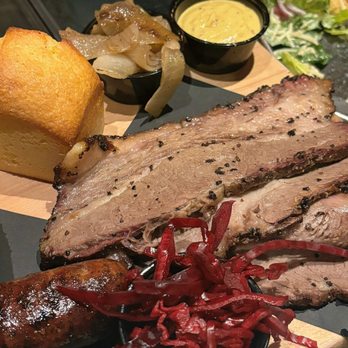 Smoque N' Bones - Barbeque Near Me - Toronto, Ontario