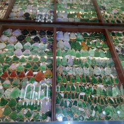 King's Jewelry - Love the jade