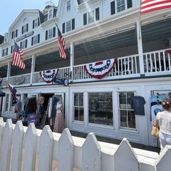 The National Hotel