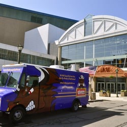 Roaming Buffalo - Serving outside the F n' Center