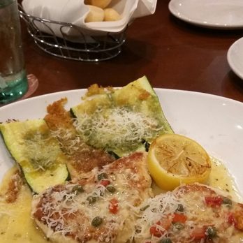 Olive Garden Italian Restaurant - Chicken pinata with salad,  mostly iceberg, $17.99 - Italian Near Me - Coon Rapids, Minnesota