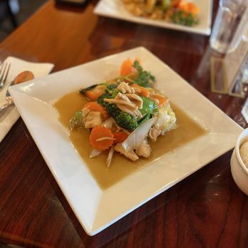 Anchan Thai Cuisine - Thai Near Me - Bala Cynwyd, Pennsylvania