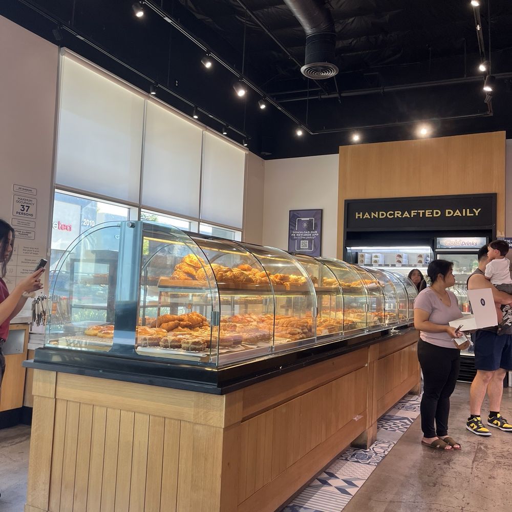 Paris Baguette - inside - Cafes Near Me - Chula Vista, California Paris Baguette - inside - Cafes Near Me - Chula Vista, California