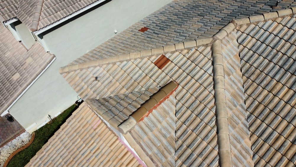 Slide of Sunbiz Roofing