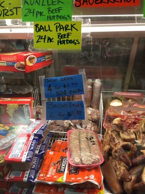 Hollins Market by null