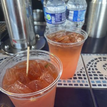 Sloppy Joe's - Drinks at the walk up bar - American Near Me - Treasure Island, Florida