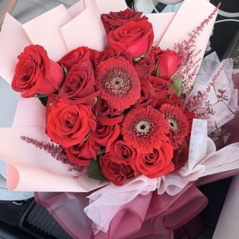 Diana’s Flowers - Custom red & pink bouquet - Florists Near Me - Whittier, California