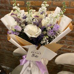 UES Petals - Beautiful fresh flower bouquets & orchids, delivered same day!