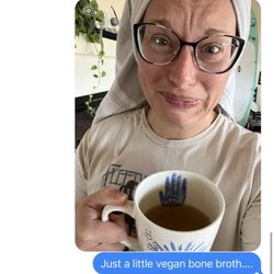 Vegan bone broth