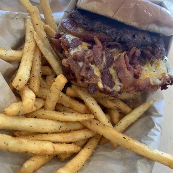 Krunch Burger - Burgers Near Me - La Mirada, California Krunch Burger - Burgers Near Me - La Mirada, California