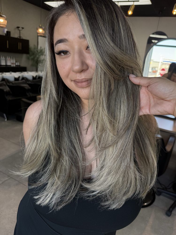 Hair by Tanya Logo