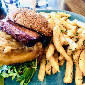 Blue Hound Kitchen & Cocktails - New American Near Me - Phoenix, Arizona