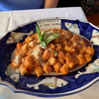 Le Tre Sorelle - Gnocchi - Italian Near Me - Positano, SA Le Tre Sorelle - Gnocchi - Italian Near Me - Positano, SA