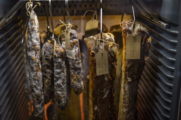 Old Street Restaurant by null