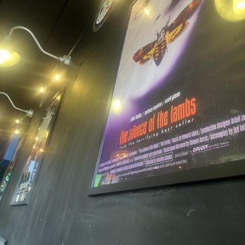 Slasher Pizza - decor - Pizza Near Me - Riverside, California Slasher Pizza - decor - Pizza Near Me - Riverside, California