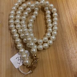 Bev Frank Antiques - String of (fake, I assume) pearls