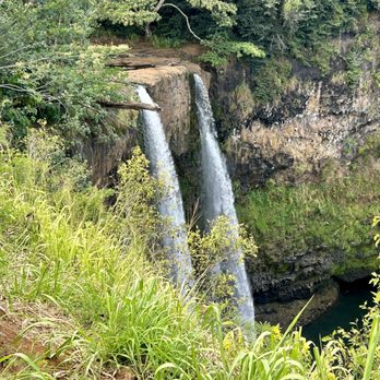 Wailua Falls - Grrr, frustrating...Wailua Falls is greatly obstructed by vegetative forest growth. - Parks Near Me - Lihue, Hawaii Wailua Falls - Grrr, frustrating...Wailua Falls is greatly obstructed by vegetative forest growth. - Parks Near Me - Lihue, Hawaii