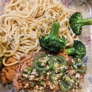 Chic n' Time - Peppercorn Chicken Wings - Noodles Near Me - San Francisco, California Chic n' Time - Peppercorn Chicken Wings - Noodles Near Me - San Francisco, California