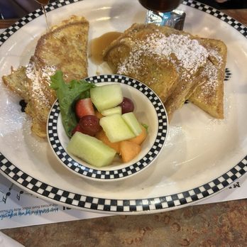 Black Bear Diner Manteca - Classic French Toast* - Diners Near Me - Manteca, California