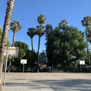 Delhi Park - Basketball courts. - Parks Near Me - Santa Ana, California Delhi Park - Basketball courts. - Parks Near Me - Santa Ana, California