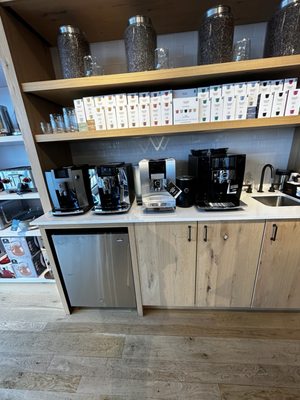 Williams-Sonoma by null