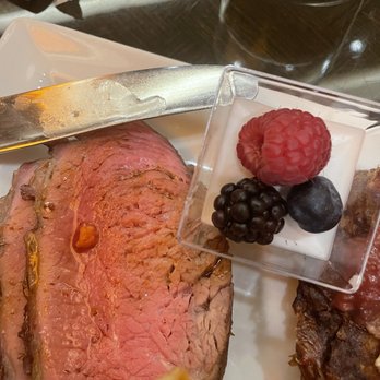 Wicked Spoon - Steak - Buffets Near Me - Las Vegas, Nevada