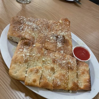 Baerlic Brewing - Breadsticks - Breweries Near Me - Portland, Oregon
