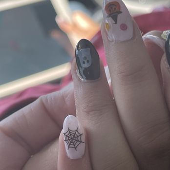 Lola Nails Bar - Crooked nail - Nail Salons Near Me - Downey, California Lola Nails Bar - Crooked nail - Nail Salons Near Me - Downey, California