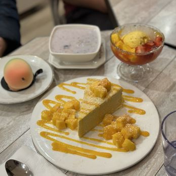 Mango Mango Dessert - Mango mille crepe - Desserts Near Me - New York, New York Mango Mango Dessert - Mango mille crepe - Desserts Near Me - New York, New York