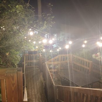 Hans’ Place - Wineries Near Me - Dover, Ohio