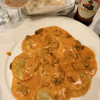 Il Fornaio - Delectable Pink Sauce Ravioli with mushrooms and ricotta! Italian beer, yum! Espresso martini (not the best). - Italian Near Me - Beverly Hills, California