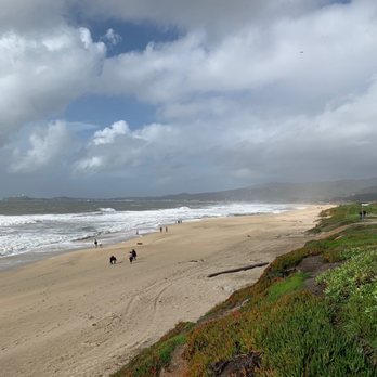 Half Moon Bay State Beach - Beaches Near Me - Half Moon Bay, California