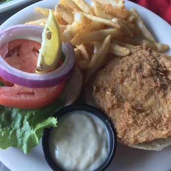 Conch Republic Seafood - Mahi mahi sandwich - Seafood Near Me - Key West, Florida