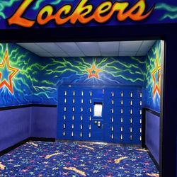 Sparkles Family Fun Center - Gwinnett - Lockers