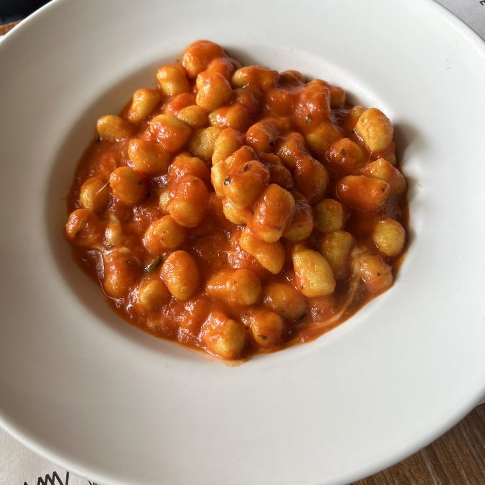 TOP 10 BEST Delivery near Piazza Adua, 50123 Florence, Italy - Updated 2026  - Yelp, image size:1000x1000