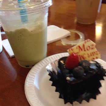 Mozart Bakery - Green tea bubble tea and blueberry mousse. - Bakeries Near Me - Dallas, Texas Mozart Bakery - Green tea bubble tea and blueberry mousse. - Bakeries Near Me - Dallas, Texas