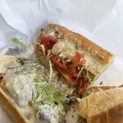 Cheesesteak with very steak or cheese