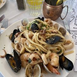 Trattoria Oliverii - Fettuccine con Frutti di Mare, my favorite dish!
