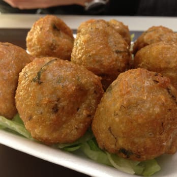 Leung Kee - Deep fried dace ball - Cantonese Near Me - Richmond, British Columbia