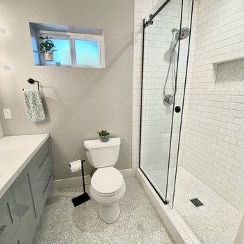 Ghiloni Granite & Tile - custom bathroom - Flooring Near Me - Spring Valley, California Ghiloni Granite & Tile - custom bathroom - Flooring Near Me - Spring Valley, California