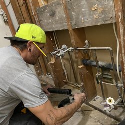 2 Cousins Construction