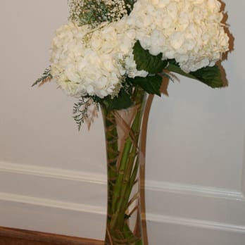 True Artistry - tall aisle pieces - Wedding Planning Near Me - Frederick, Maryland