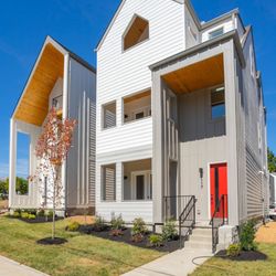 Jessica Simpson - Compass - Home for sale Nashville!
https://www.movingnashvillehomes@gmail.com